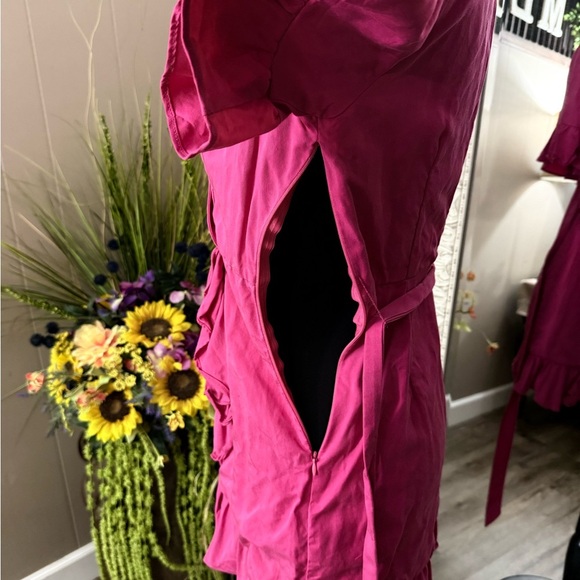 Line + Dot • Cherie Faux Wrap Ruffle Dress - Picture 9 of 14